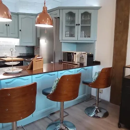 Apartamento La Escalerona Con Vistas Al Mar Apartamento *